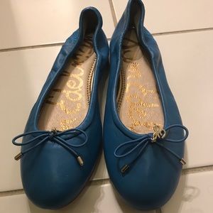 5.5 Sam Edelman flats blue never worn